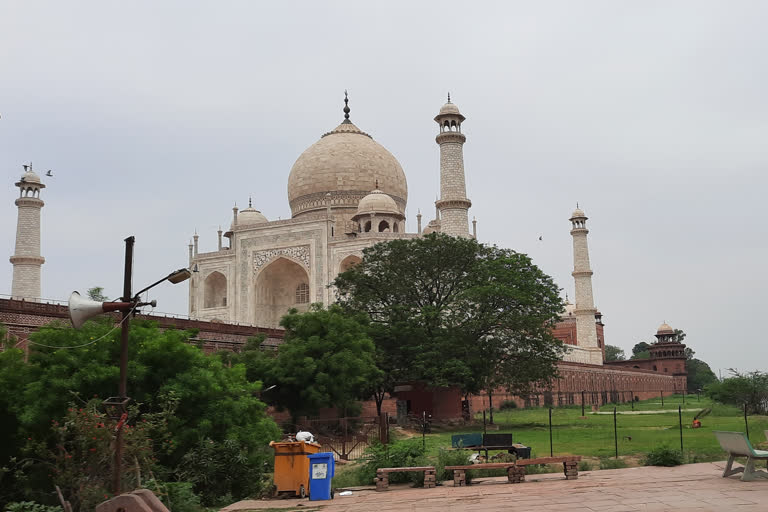 taj mahal agra