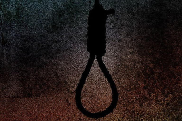man committed suicide in hazaribag