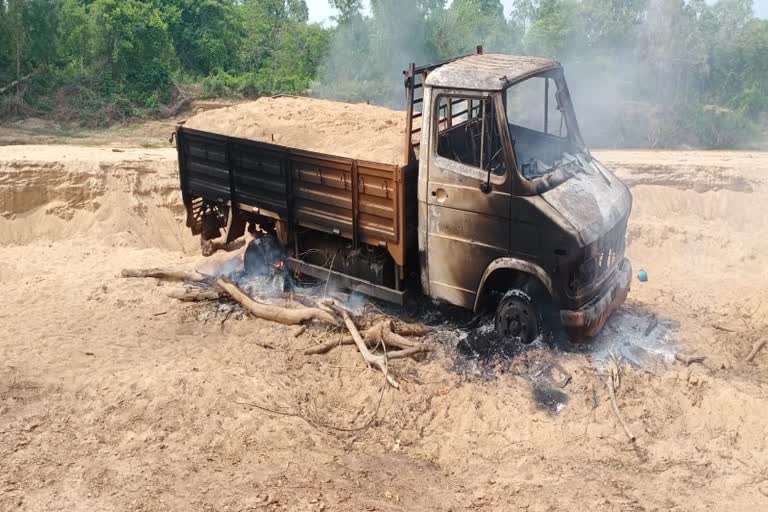Naxalites set fire to a truck
