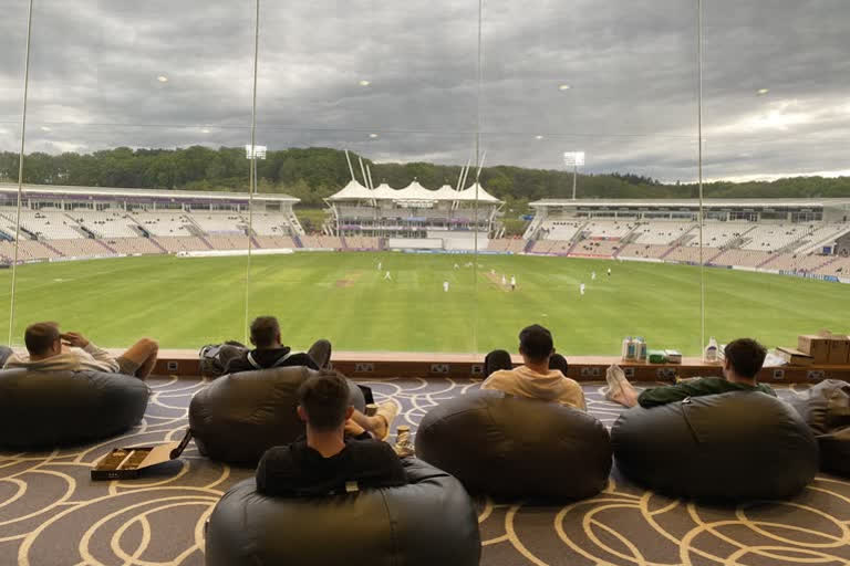 new-zealand-players-get-a-feel-of-wtc-final-venue-watching-county-game