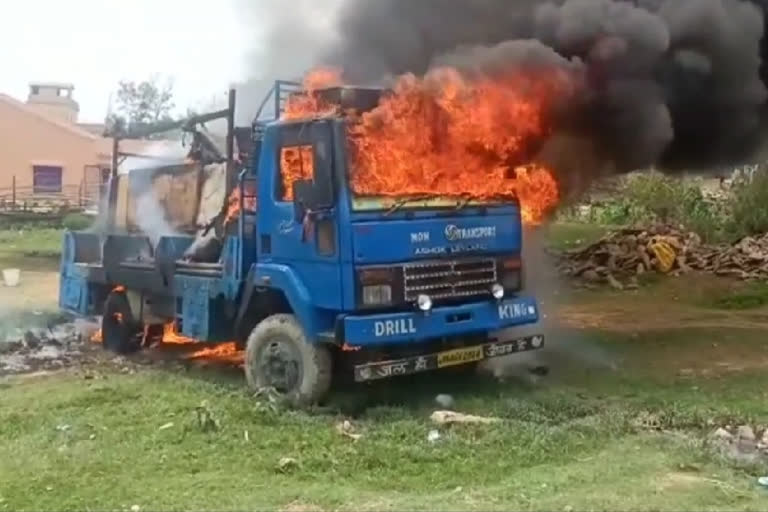 fire in boring vehicle in chaibasa