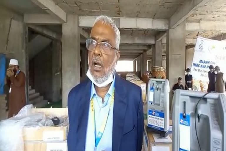 Hyderabad-based NGO receives first consignment of world's largest donation of Oxygen concentrators  ഹൈദരാബാദിലേക്ക് കൂടുതൽ കൊവിഡ് പ്രതിരോധ ഉപകരണങ്ങൾ  ഹൈദരാബാദിലേക്ക് കൊവിഡ് പ്രതിരോധ ഉപകരണങ്ങൾ  ഹൈദരാബാദ്  ഹൈദരാബാദ് കൊവിഡ്  സഹായത ട്രസ്‌റ്റ്  Hyderabad-based NGO receives Oxygen concentrators  Hyderabad-based NGO  Oxygen concentrators  Oxygen concentrators Hyderabad  Sahayata Trust