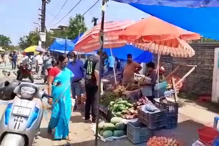 No covid protocol at Moran market