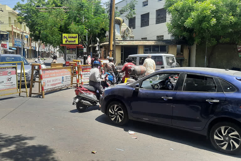 trichy people violate full lockdown rules