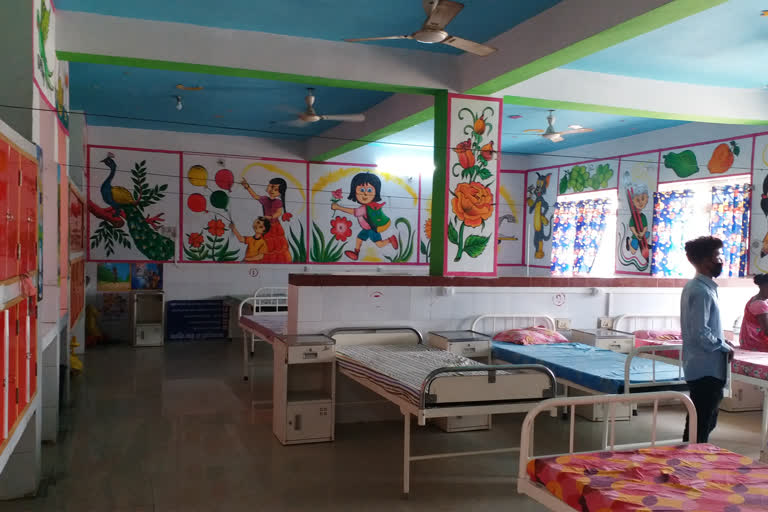 child friendly ward in Pakur