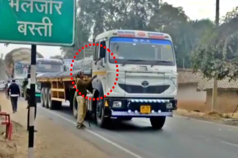 Illegal recovery from truck drivers in banka