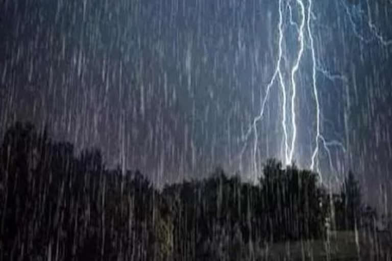 Blue alert in Bihar due to cyclonic storm