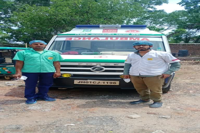 Ambulance driver set an example