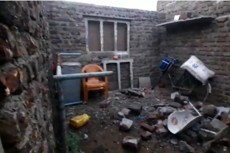 The shed of the house were blown away 500 feet long in Ahmednagar