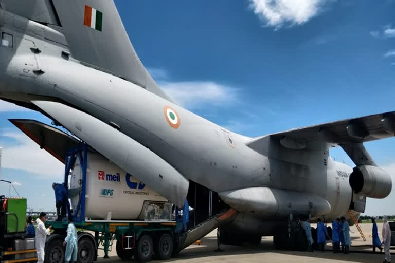 IAF swiftly moved 11K oxygen concentrators, 2950 ventilators received from abroad within country to fight Covid