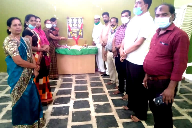 tributes paid to martyred leaders in jheeram attack in bastar