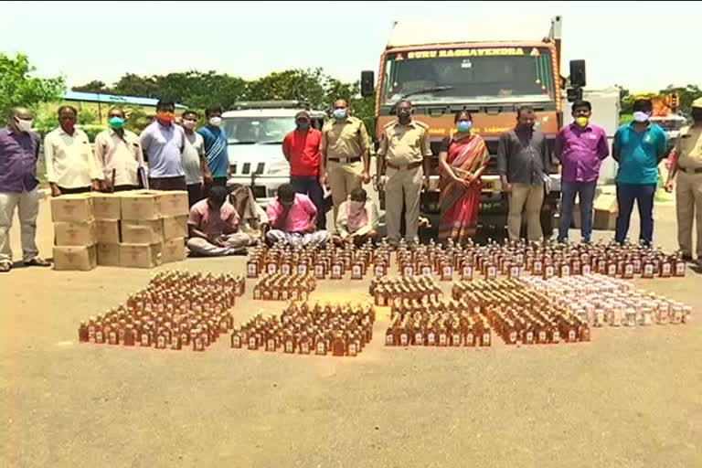 liquor seized at Tanguturu Toll Plaza