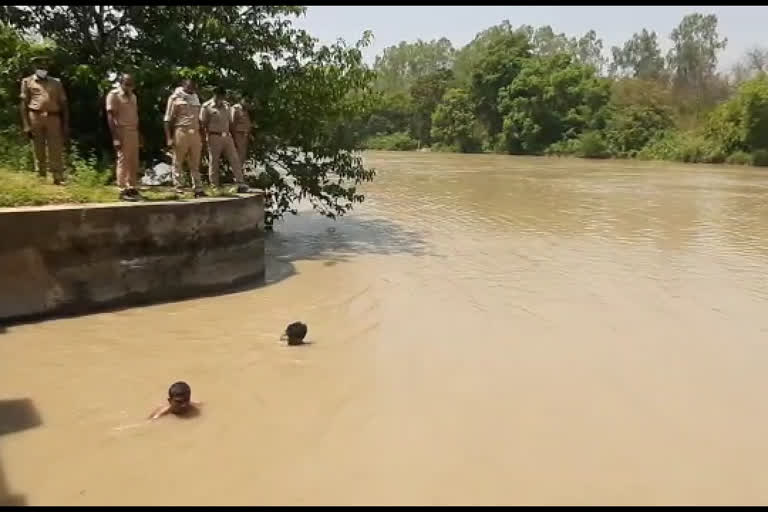 पत्नी की हत्या के बाद पति ने अपने तीन बच्चों को गंग नहर में फेंका