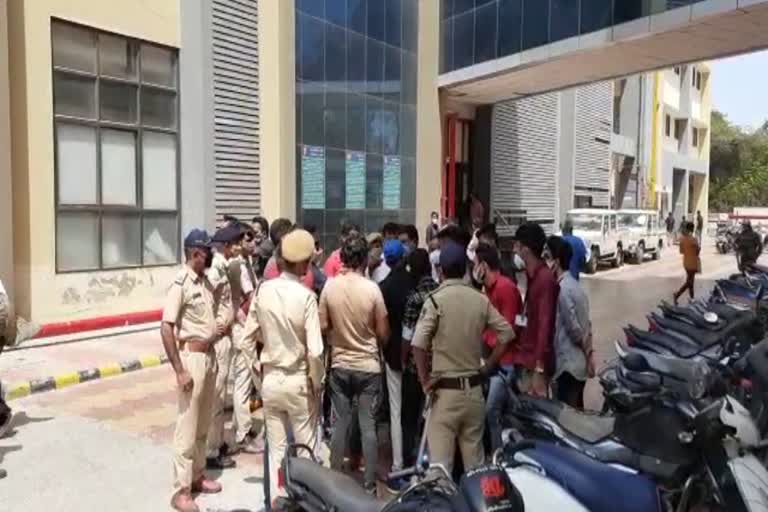 Two women injured in Jamnagar