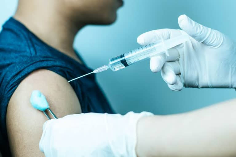 Corona vaccination in Hamirpur, हमीरपुर में कोरोना टीकाकरण