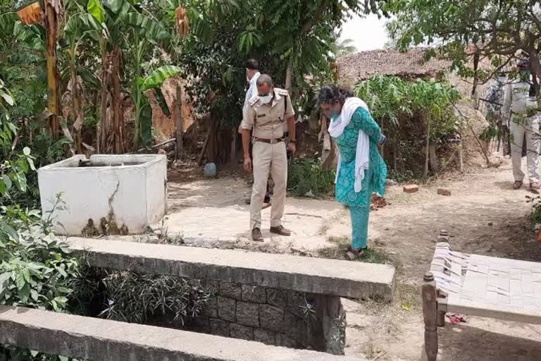 7 year old girl dead body found in balodabazar