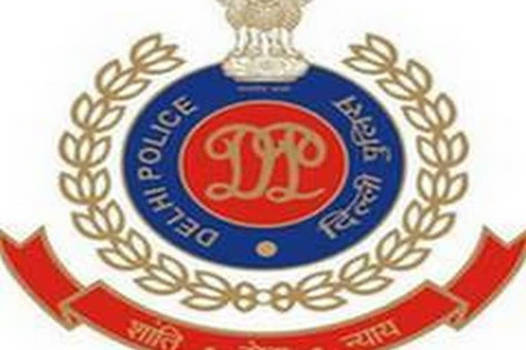 Delhi police arrests two for oxygen cylinders fraud  ഓക്സിജൻ സിലിണ്ടർ തട്ടിപ്പ്  രണ്ട് പേർ ഡൽഹിയിൽ പിടിയിൽ  ഓക്സിജൻ സിലിണ്ടർ  തട്ടിപ്പ്  oxygen cylinder  fraud  oxygen cylinders fraud