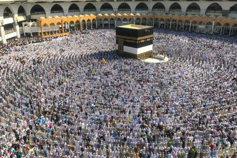 saudi arabia reduced the hajj participants  saudi arabia covid cases  hajj news  hajj 2021  സൗദ്യ അറേബ്യ വിശ്വാസികളുടെ എണ്ണം കുറച്ചു  സൗദ്യ അറേബ്യ ഹജ്ജ് വാർത്ത  ഹജ്ജിന് പങ്കെടുക്കുന്നവരുടെ എണ്ണം വെട്ടിക്കുറച്ചു  സൗദി അറേബ്യ കൊവിഡ് പ്രോട്ടോക്കോൾ  ഹജ്ജ് വാർത്ത  ഹജ്ജ് 2021 വാർത്ത  ഹജ്ജ് 2021 സൗദി അറേബ്യ വാർത്ത