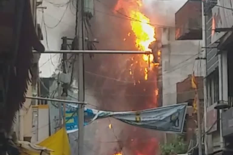 fire broke out in a textile shop in Chaibasa