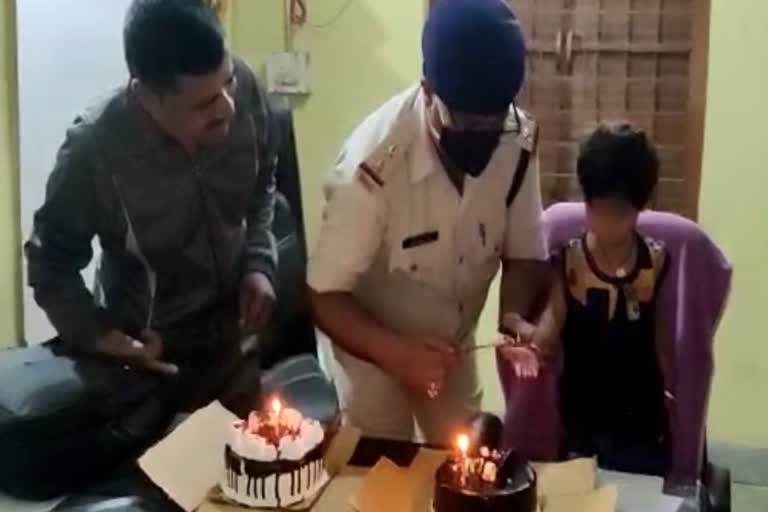 balrampur-police-celebrated-birthday-of-missing-girl