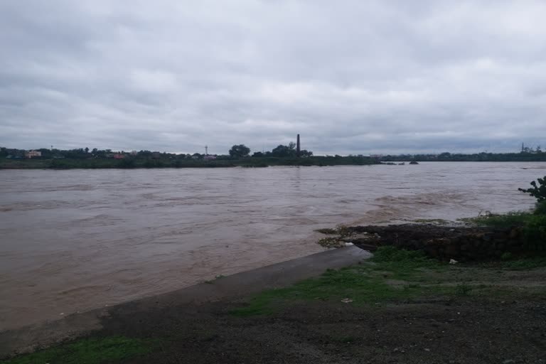 Cyclone Yas effect: Increased water level of Kharkai River