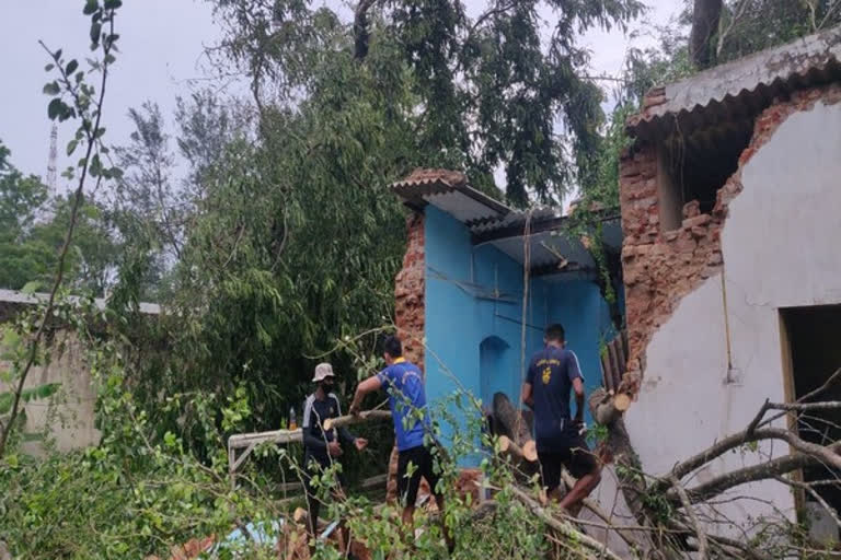 Indian Navy continues relief operations in cyclone-affected areas of Odisha's Balasore