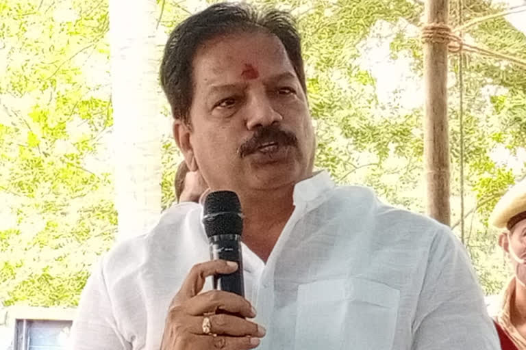 Deputy Speaker Kona Raghupathi