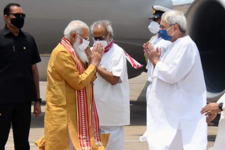 pm-modi-visits-odisha-yaas-effected-odisha-cm-naveen-patnaik-says-no-for-central-assistance-amid-pandemic-situation