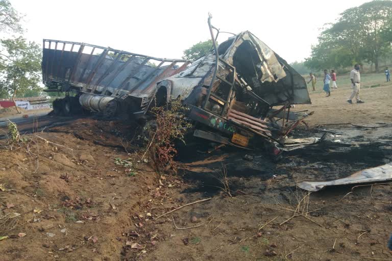 Driver burnt alive due to fire in truck