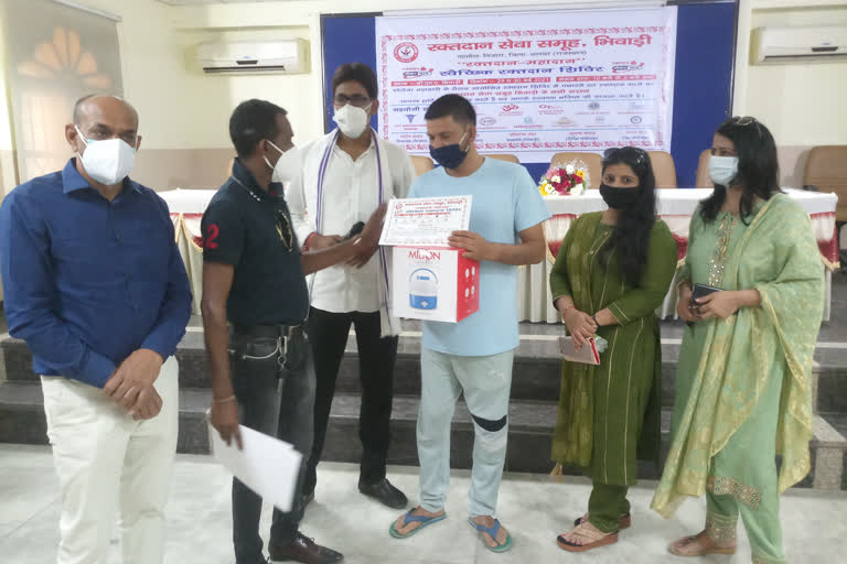 blood donation camp, रक्तदान शिविर का हुआ आयोजन