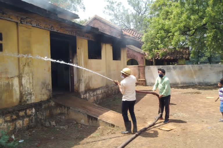 Fire in old office of agriculture department