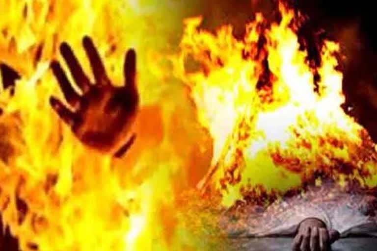  husband burnt wife alive 