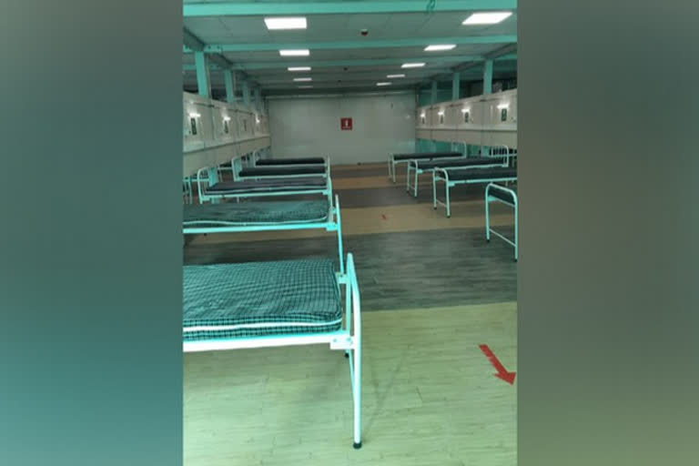 DRDO adds 250 more beds  DRDO adds 250 more beds at Delhi's Sardar Vallabhbhai Patel Covid Hospital  DRDO adds 250 more beds at Sardar Vallabhbhai Patel Covid Hospital  DRDO adds 250 more beds at delhi covid hospital  സർദാർ വല്ലഭായി പട്ടേൽ കൊവിഡ് ആശുപത്രി  ഡിആർഡിഒ  ഡിആർഡിഒ കിടക്കകൾ  ഐസിയു കിടക്കകൾ