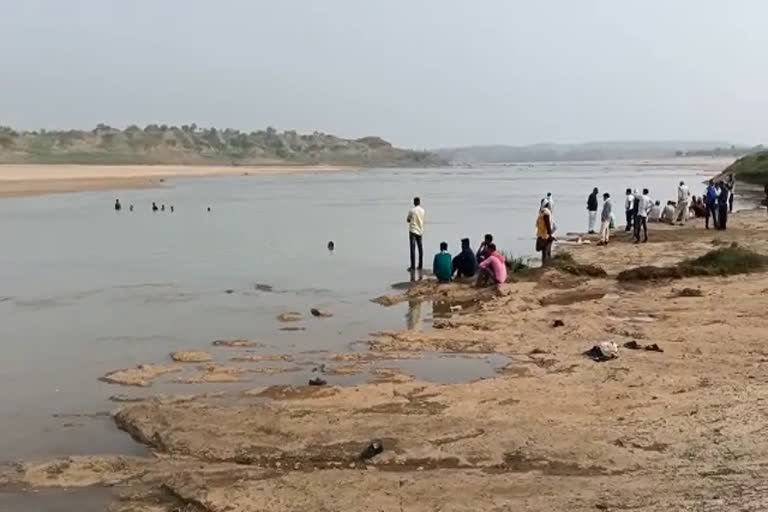 2-girls-drowned-in-river