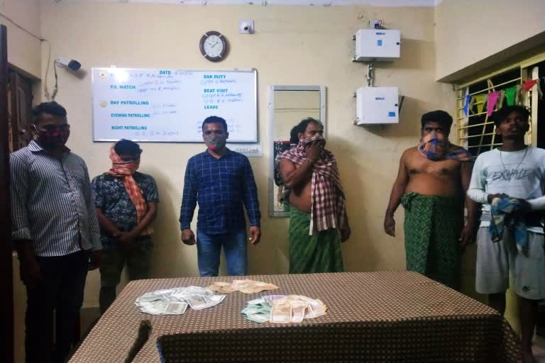 police raid in gambling in sanakhemundi