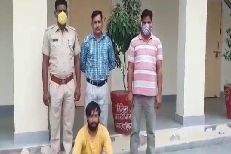 सुजानगढ़ पुलिस की कार्रवाई, youth arrested with illegal weapon