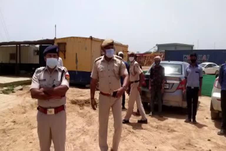 dcp dwarka inspects delhis largest construction site