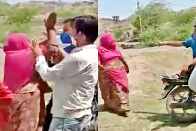 bhilwara news  crime news  viral video  Video viral of woman beating policeman  भीलवाड़ा न्यूज  क्राइम इन भीलवाड़ा  वायरल वीडियो  पिटाई का वीडियो वायरल