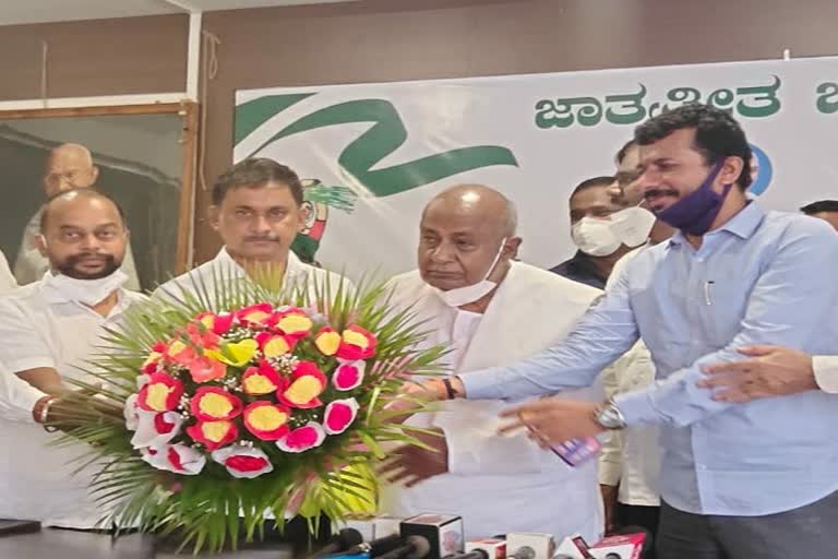 all-i-have-to-save-party-energy-former-pm-devegowda-said