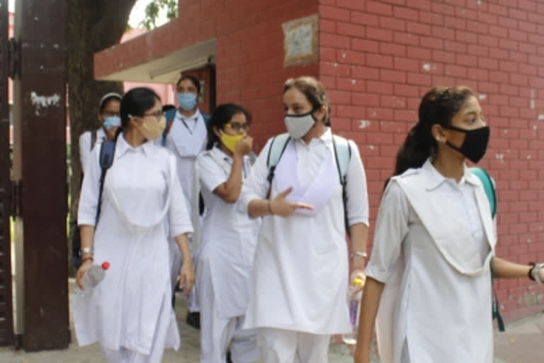 Indian School Certificate (ISC) Board examinations (Class 12) have been cancelled.  Indian School Certificate  cancelled  Board examinations  ഐഎസ്‌സി പന്ത്രണ്ടാം ക്ലാസ് പരീക്ഷയും റദ്ദാക്കി  ഐഎസ്‌സി  ന്ത്രണ്ടാം ക്ലാസ് പരീക്ഷ  റദ്ദാക്കി