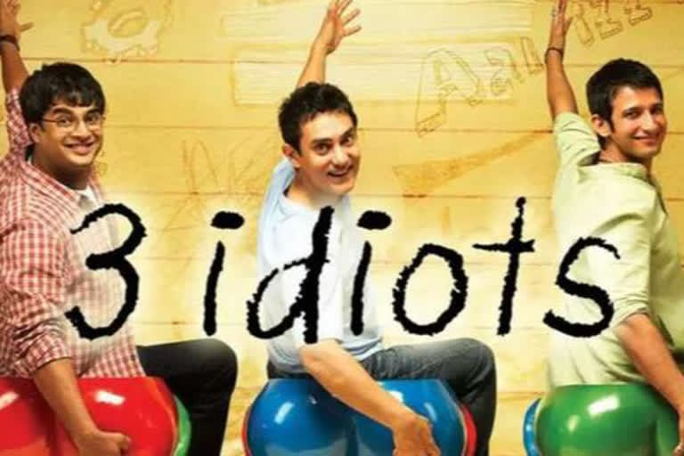 Aamir Khan Suggested that He, R Madhavan and Sharman Joshi Get Drunk for This Scene in '3 Idiots'