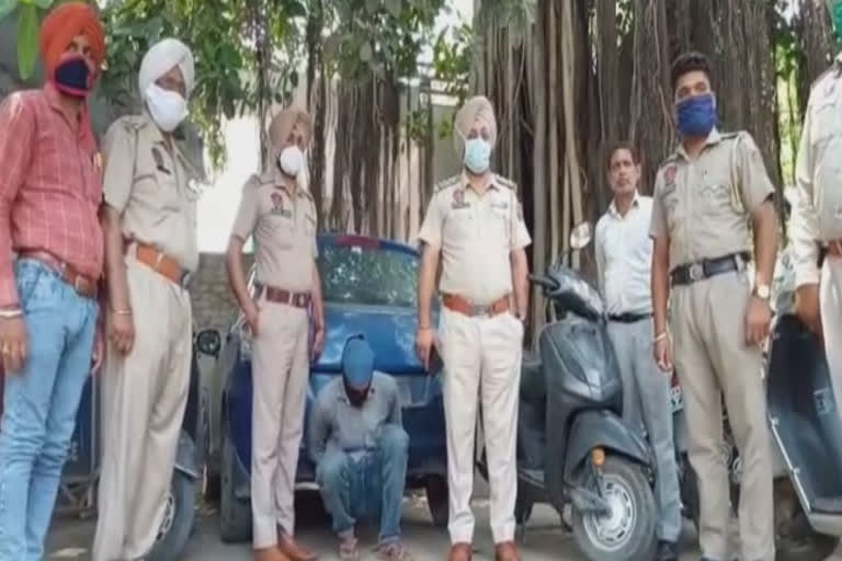 Murder Cases:ਕਤਲ ਦੇ ਮਾਮਲੇ 'ਚ ਫਰਾਰ ਮੁਲਜ਼ਮ ਲੁੱਟ ਖੋਹ ਕਰਦਾ ਕਾਬੂ