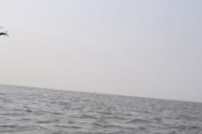 ramanathapuram fishermen drowned in sea while fishing