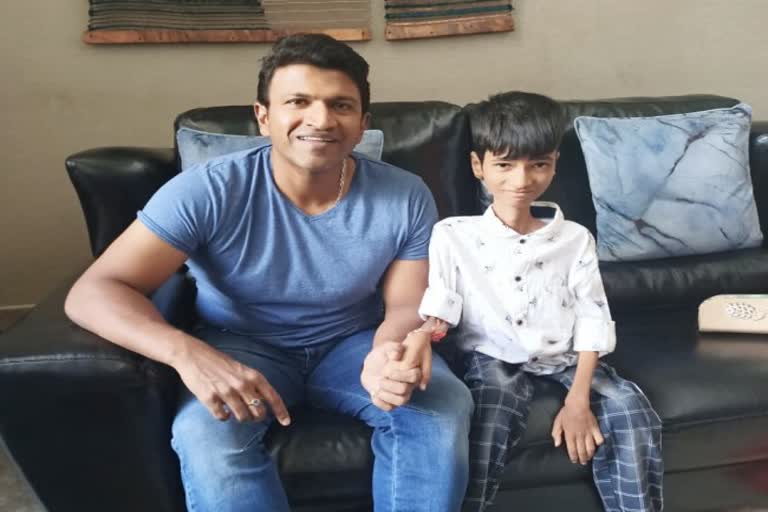 physically-challenged-puneeth-rajkumar-fan-dies