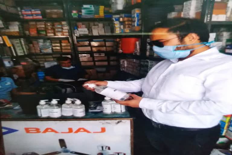 Drug department seized 180 liter illegal sanitizer from Gurugram