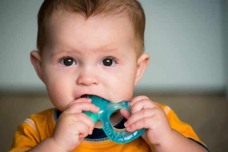 Babies teeth, Baby's gum, Teething in babies