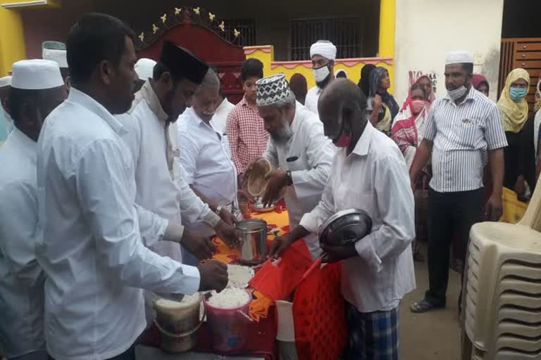 Milad Nabi celebration with 1500 kg biryani!