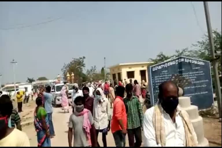 janakipuram, janakipuram villagers protest, yadadri bhuvanagiri district 