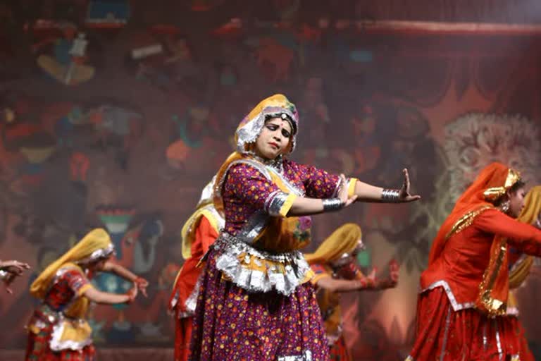 Ghoomar dance performance