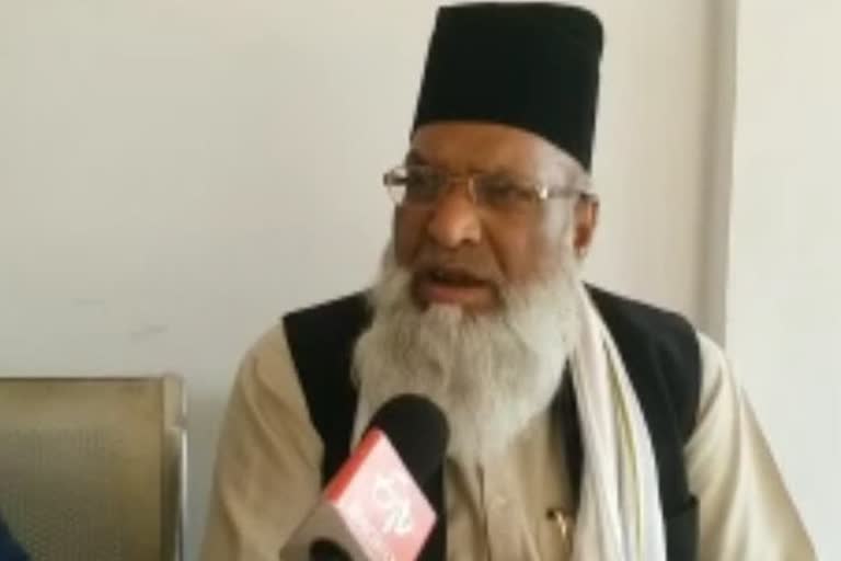 SP doesn't discriminate along religious lines: Party's Minority Sabha Prez Maulana Iqbal Qadri